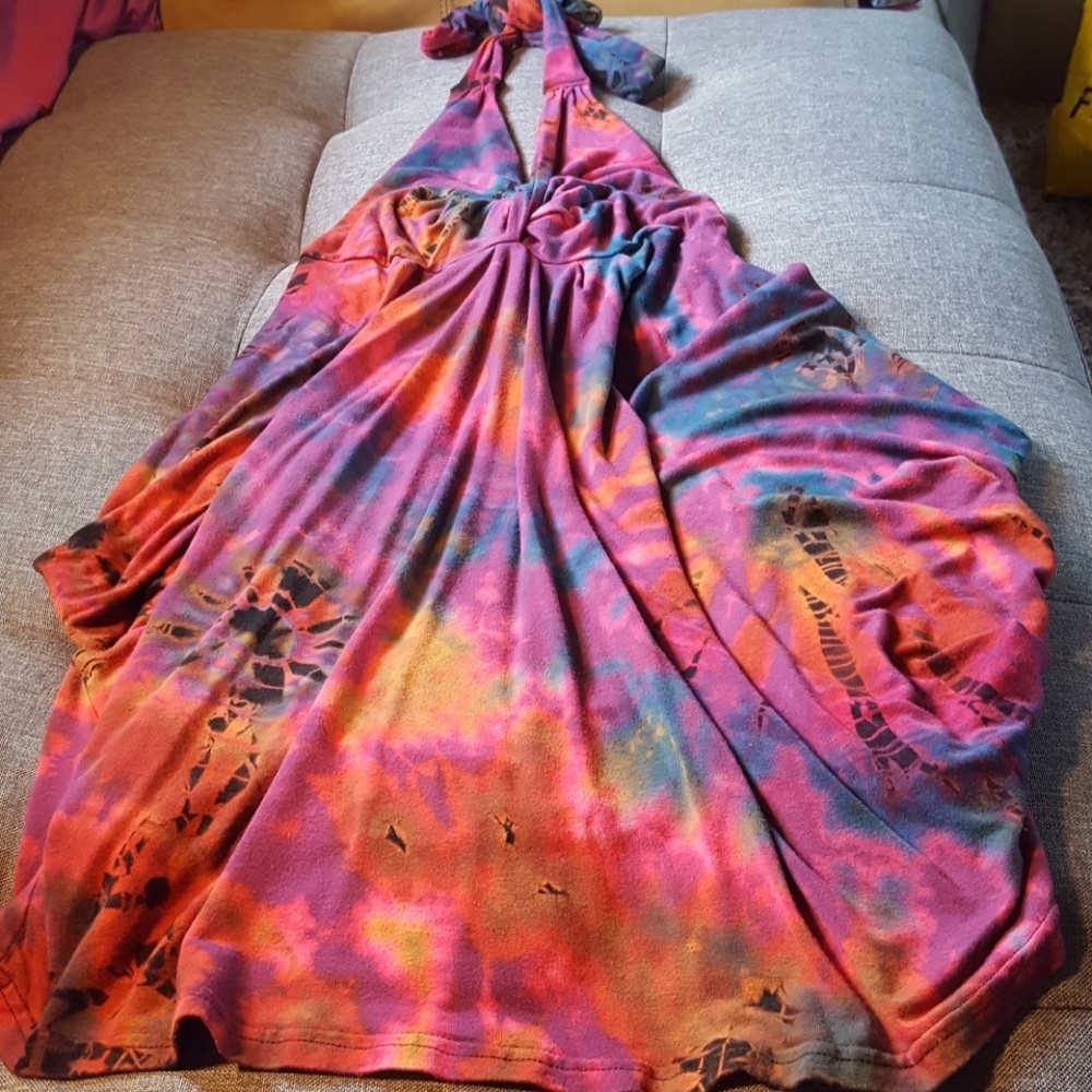 Cool tie dye halter top dress with cinched sides.